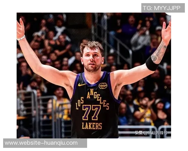 西部竞争激烈湖人太阳勇士开拓者齐遭败绩引发关注